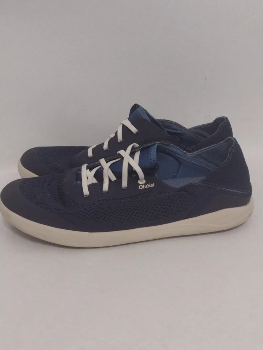 OluKai Navy Mesh Lace-Up Sneakers (J1138)